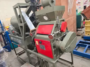 Flour Miller/Roller Mill and Crusher