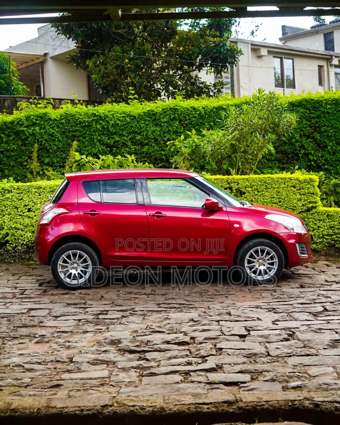 Suzuki Swift 2016 Red