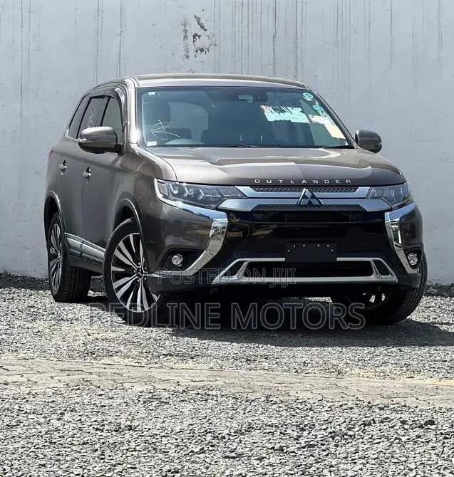 Mitsubishi Outlander ES FWD 2019 Brown