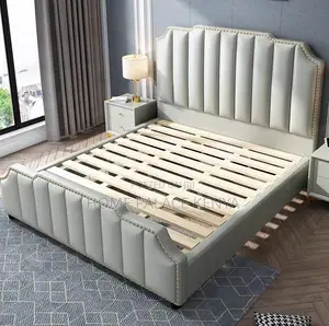 King Bed: Vertical Stripes Tufted Bed