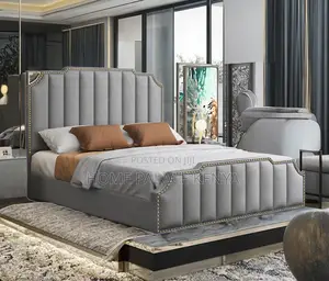 King Bed: Vertical Stripes Tufted Bed