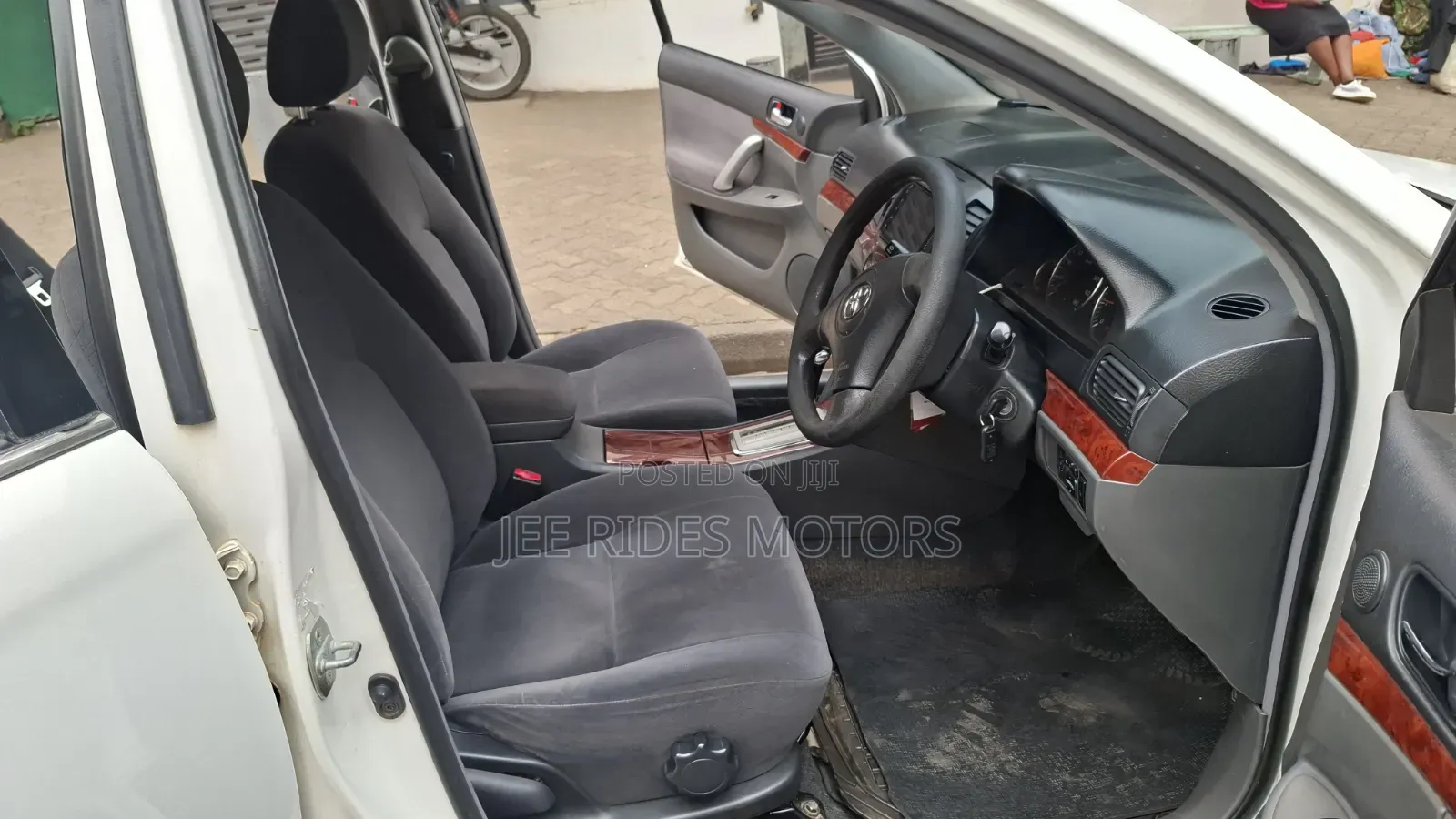Toyota Premio 2007 White