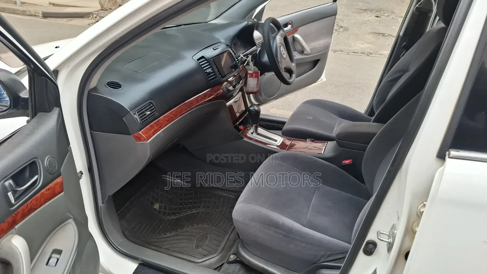 Toyota Premio 2007 White