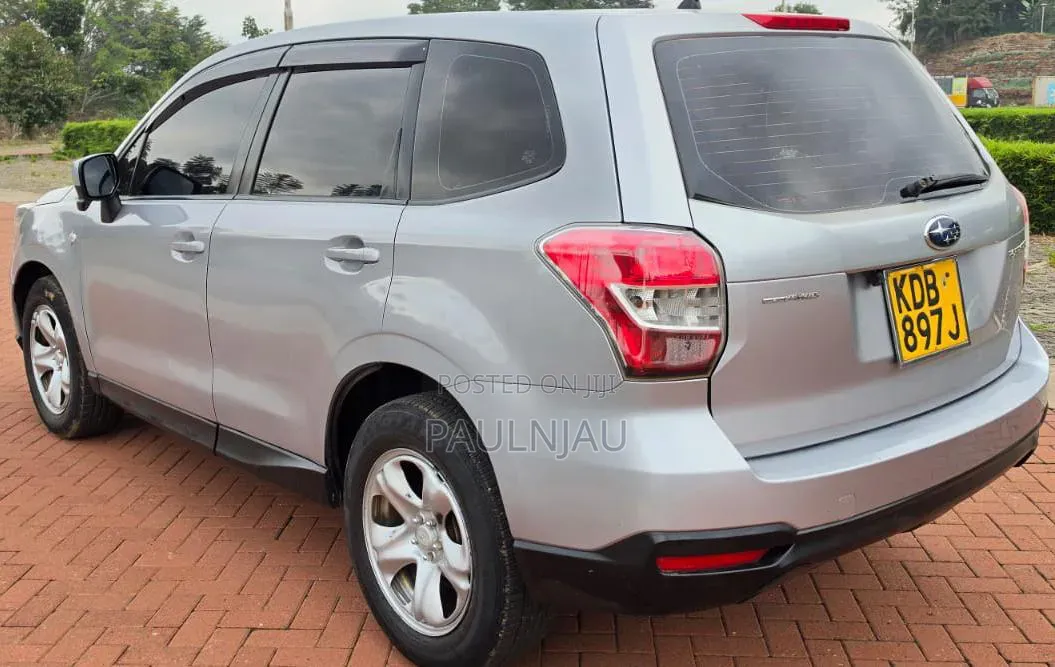 Subaru Forester 2014 Gray