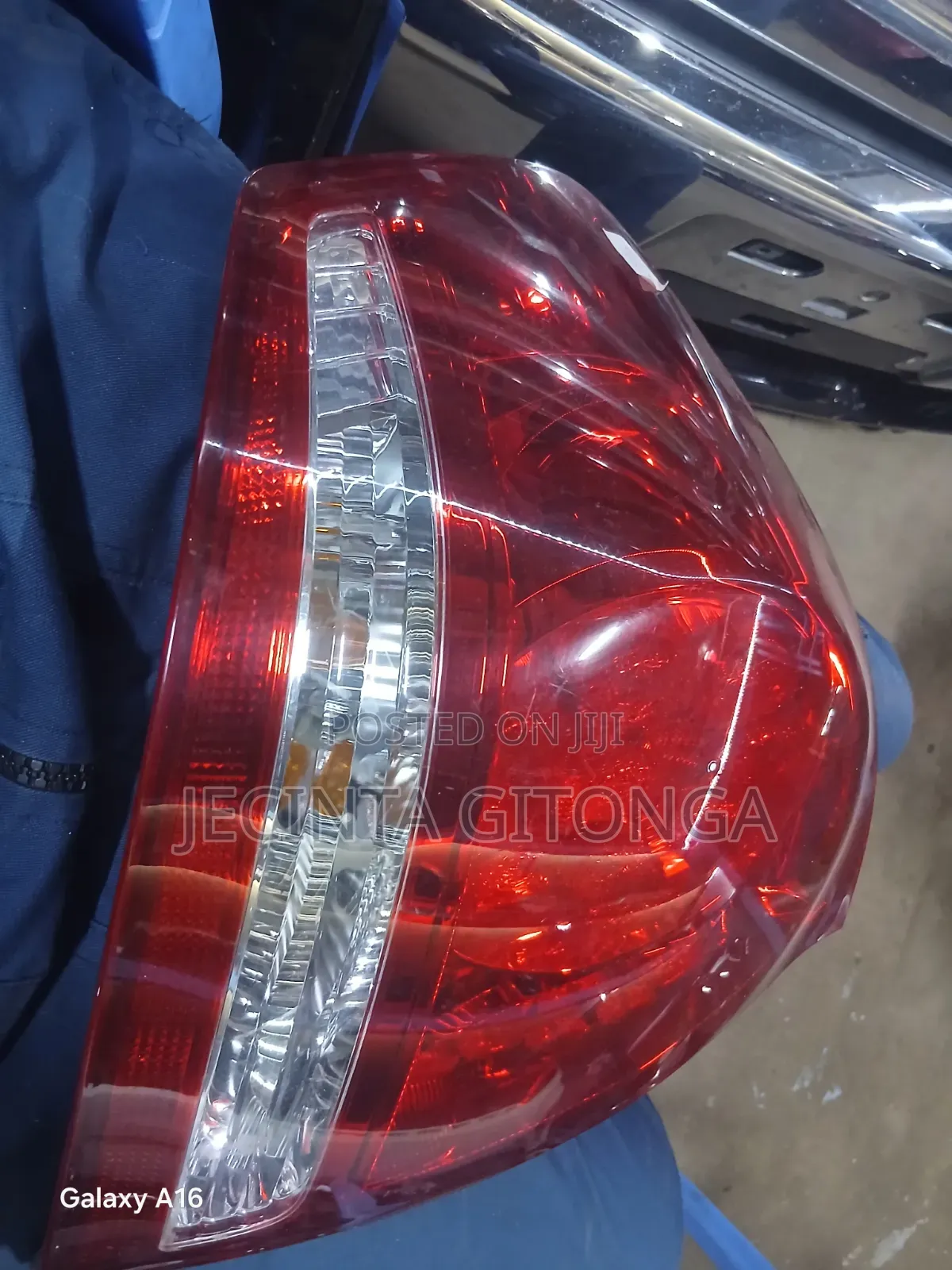 Allion 240 2005 Taillight