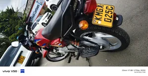 Bajaj Boxer 125 2026 Red