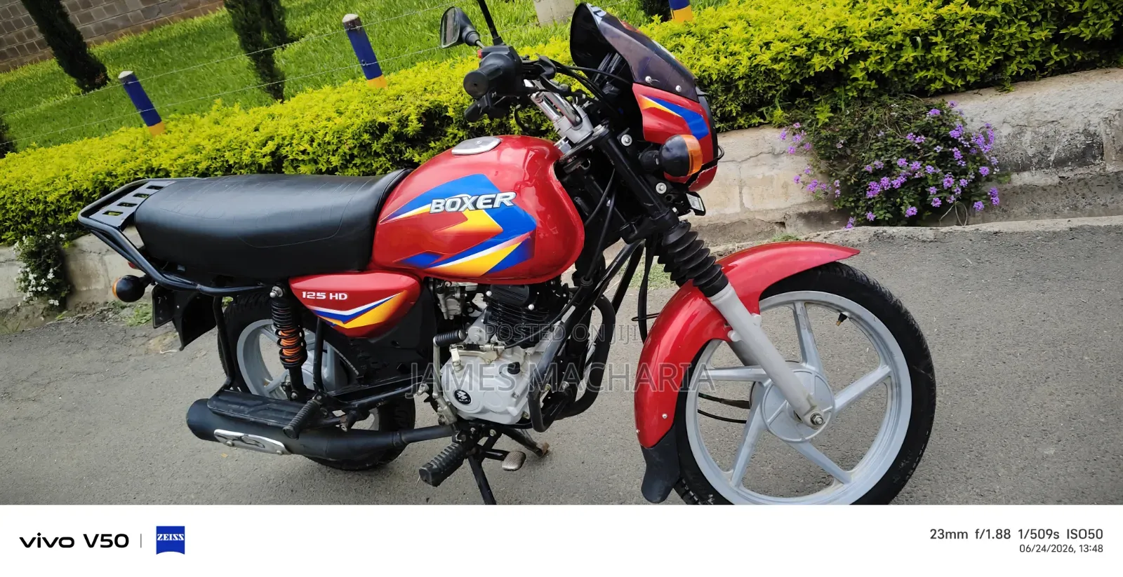 Bajaj Boxer 125 2026 Red