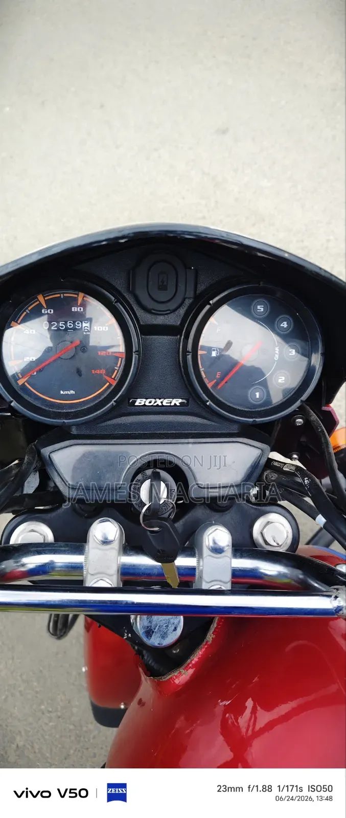 Bajaj Boxer 125 2026 Red