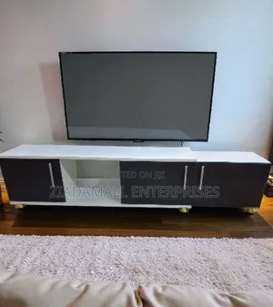 Tokyo Expandable 6ft Modern Tv Stand – Sleek Style Meets Smart Functi