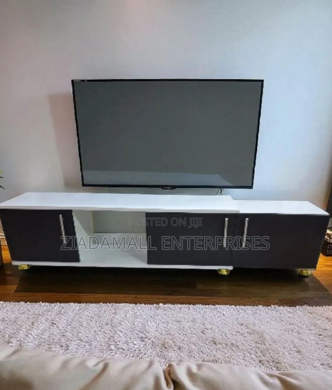 Elevate Your Entertainment Space With Tokyo 6ft Expandable Tv Stand