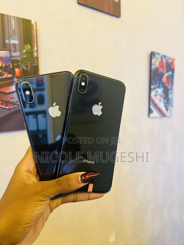 Apple iPhone X 256 GB Black - thumbnail 3