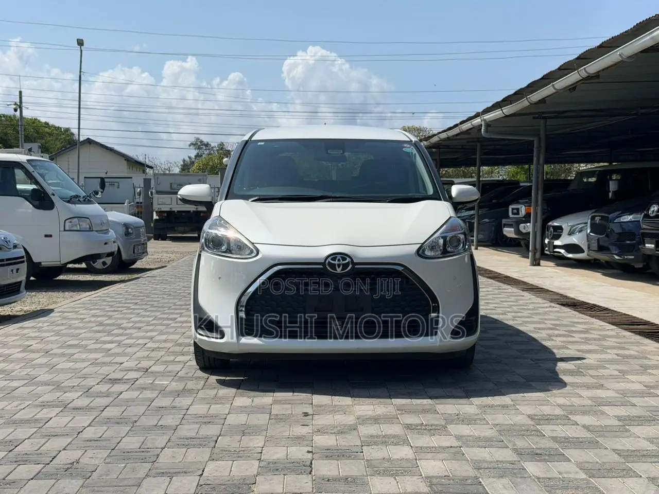 Toyota Sienta 2019 White