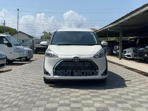 Toyota Sienta 2019 White