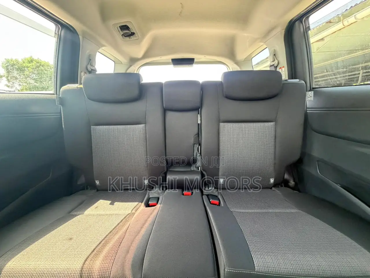 Toyota Sienta 2019 White