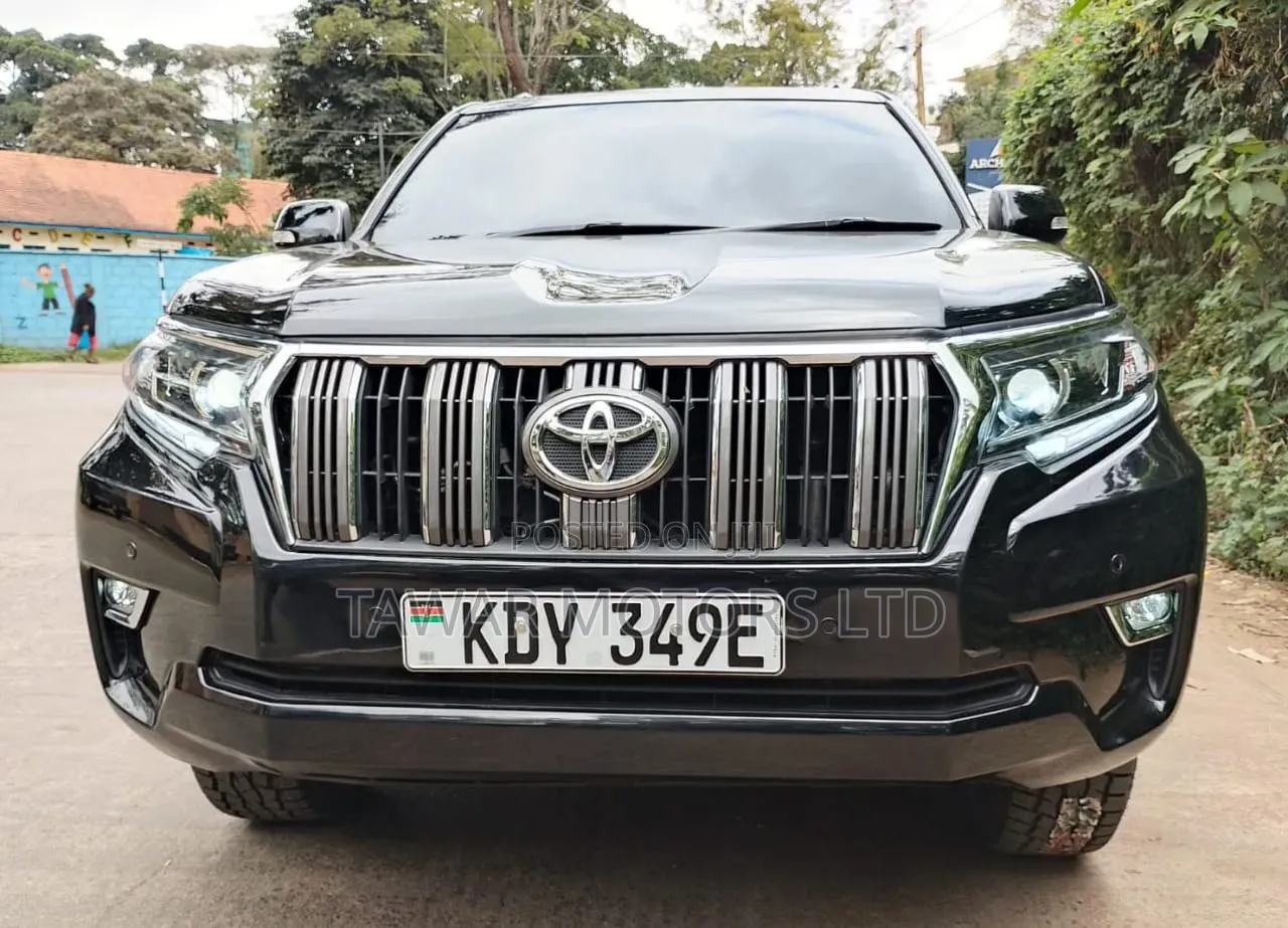 Toyota Land Cruiser Prado 2016 Black