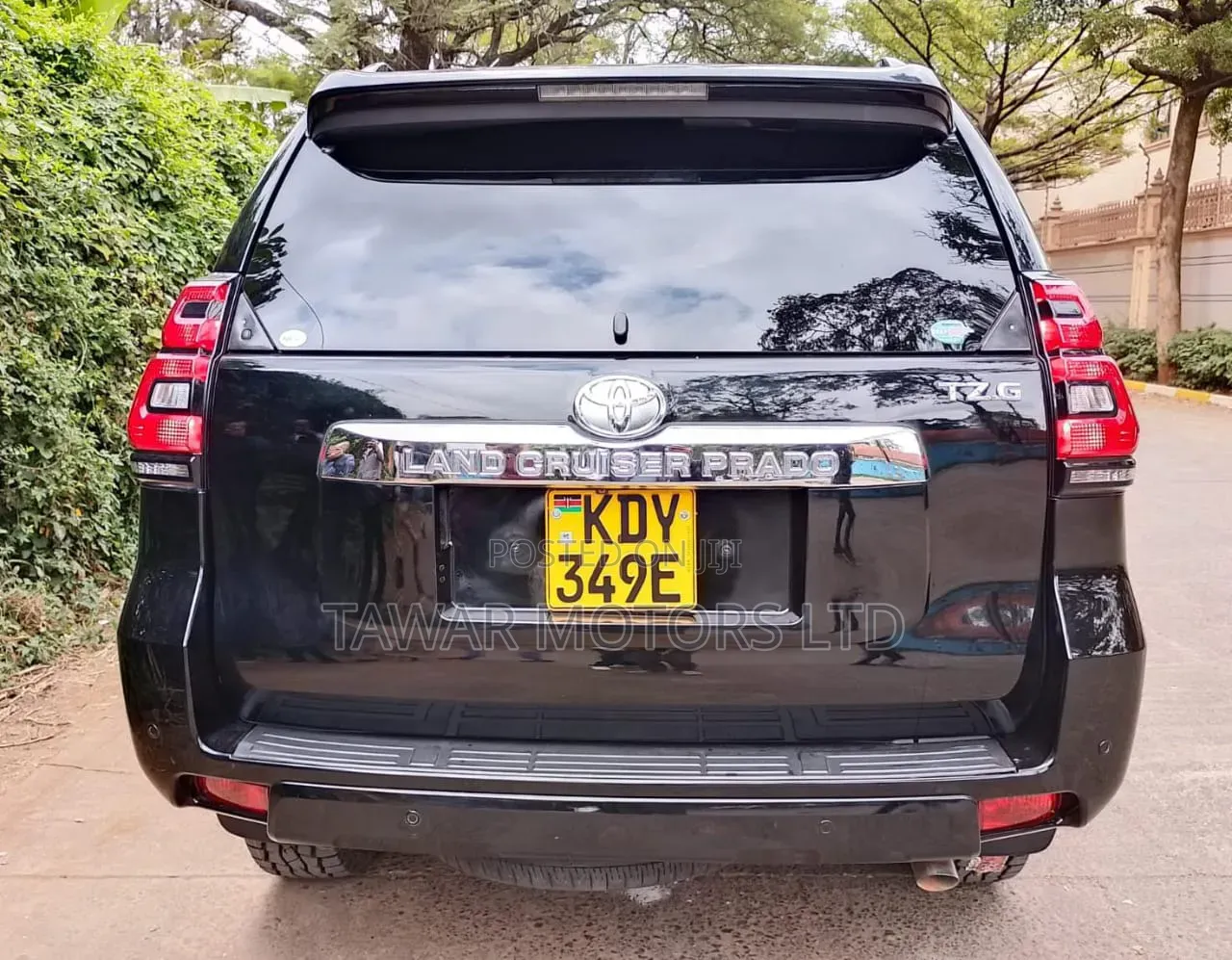 Toyota Land Cruiser Prado 2016 Black