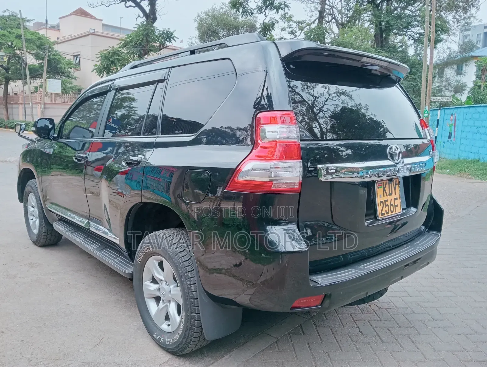 Toyota Land Cruiser Prado 2011 Black