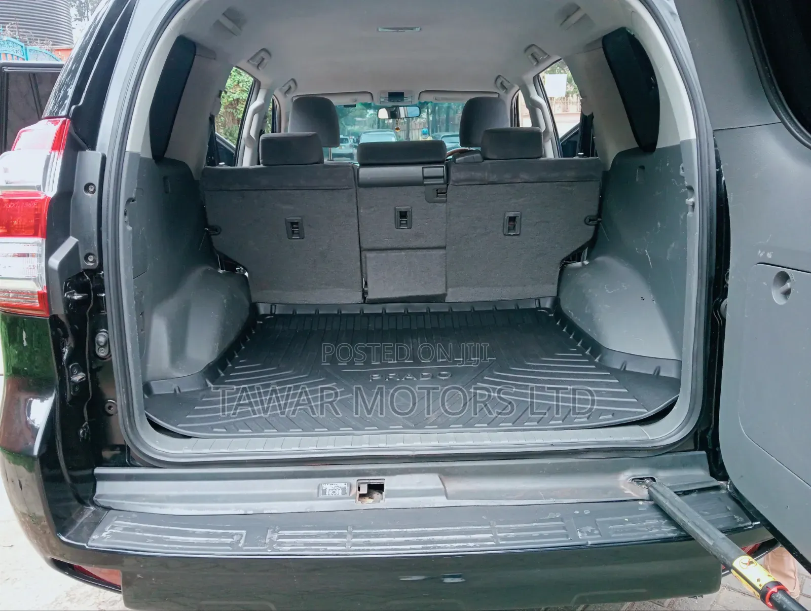 Toyota Land Cruiser Prado 2011 Black
