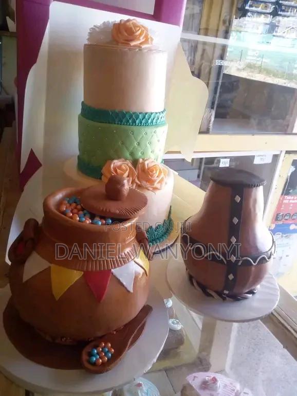 Birthday Cakes and Wedding Cakes - thumbnail 12