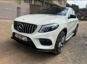 Mercedes-Benz GLE-Class 2019 White