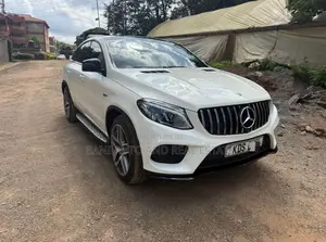 Mercedes-Benz GLE-Class 2019 White