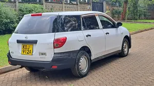 Nissan Advan 2015 Silver