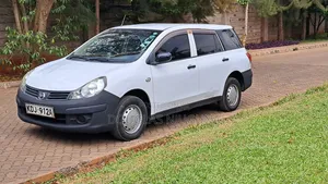 Nissan Advan 2015 Silver