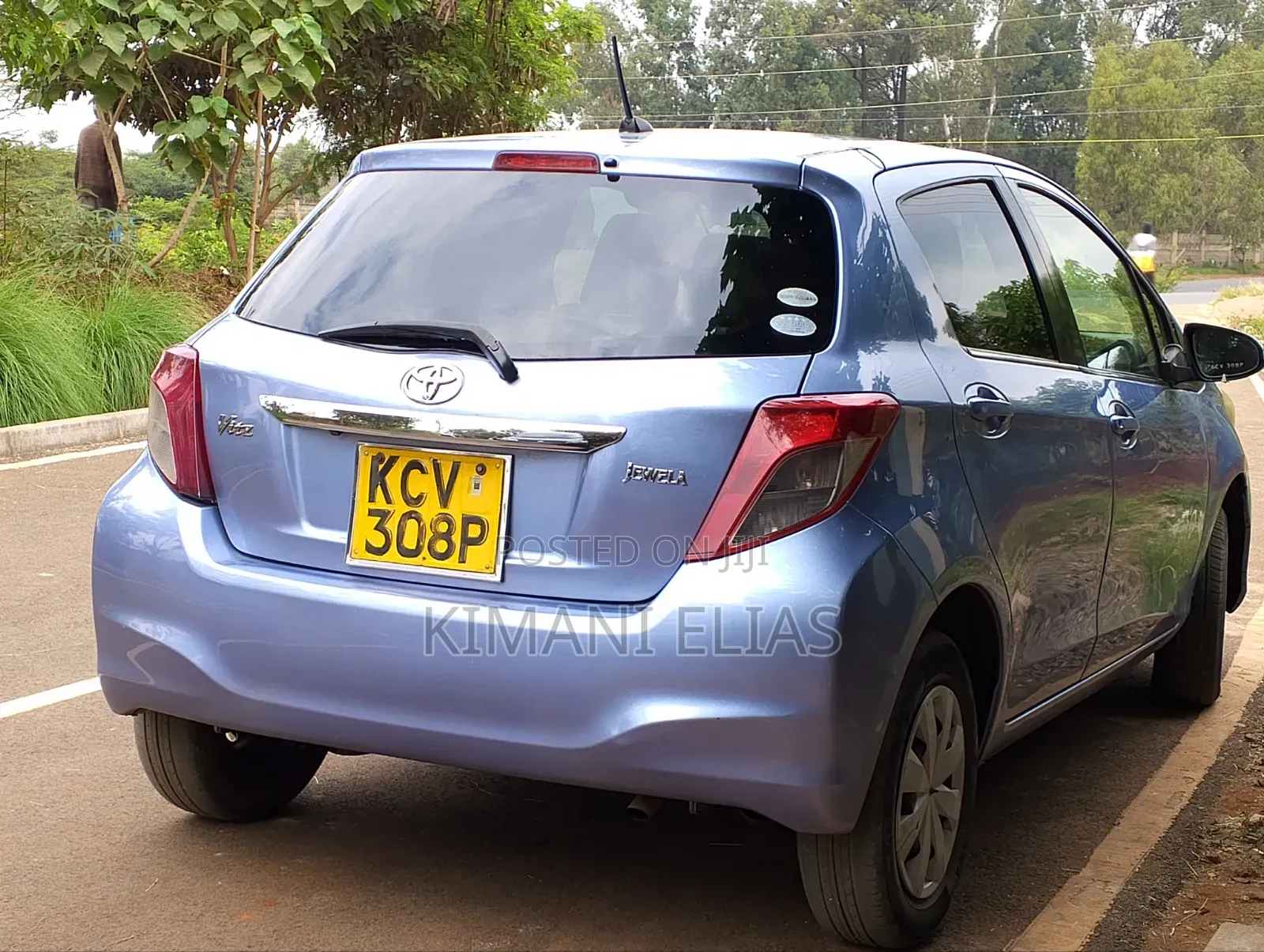 Toyota Vitz 2012 Blue