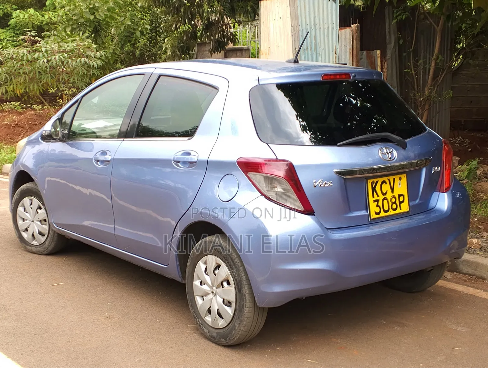 Toyota Vitz 2012 Blue