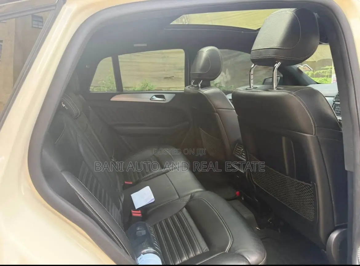 Mercedes-Benz GLE-Class 2019 White