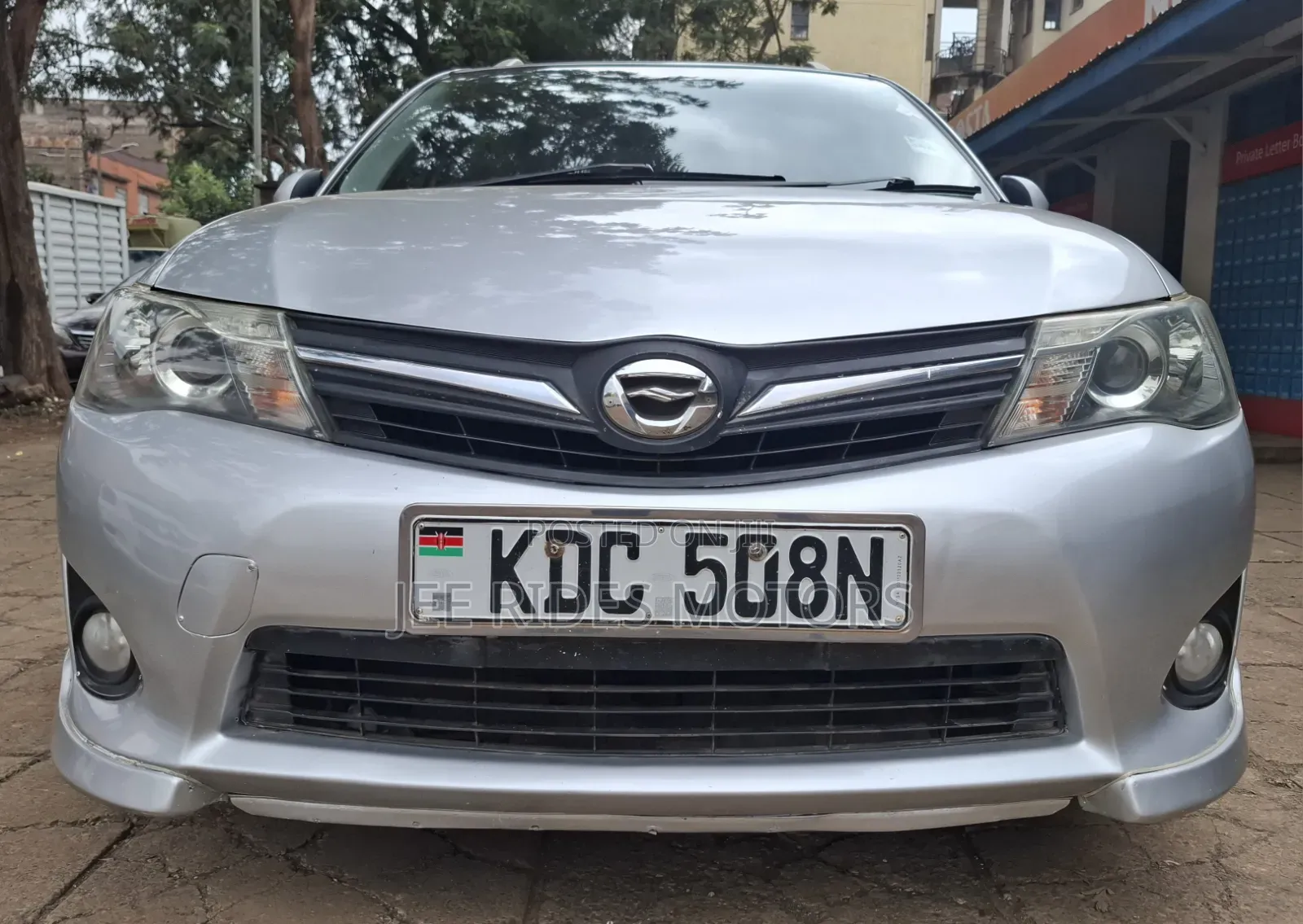 Toyota Corolla Fielder 2013 Silver