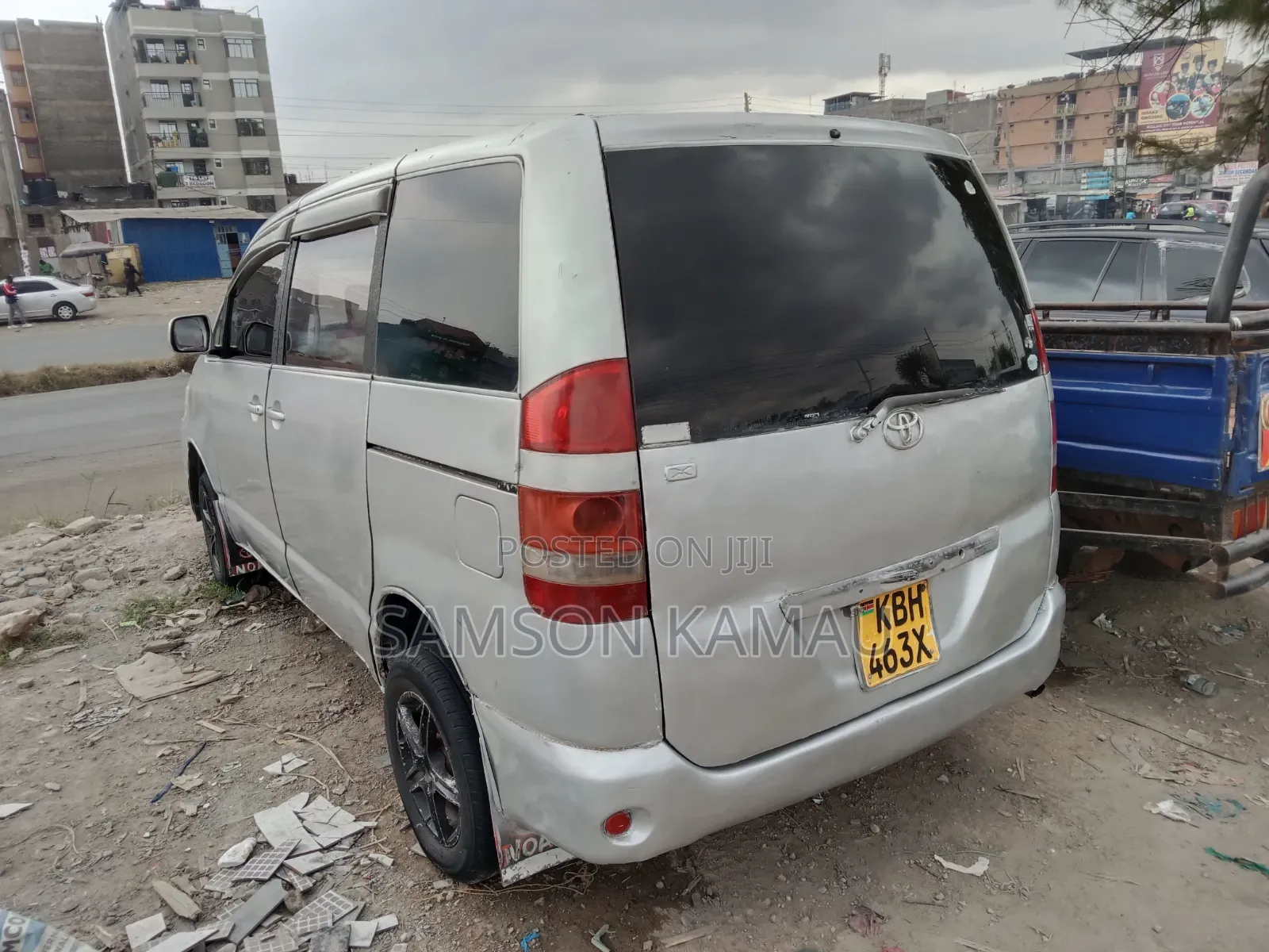 Toyota Noah 2006 Silver