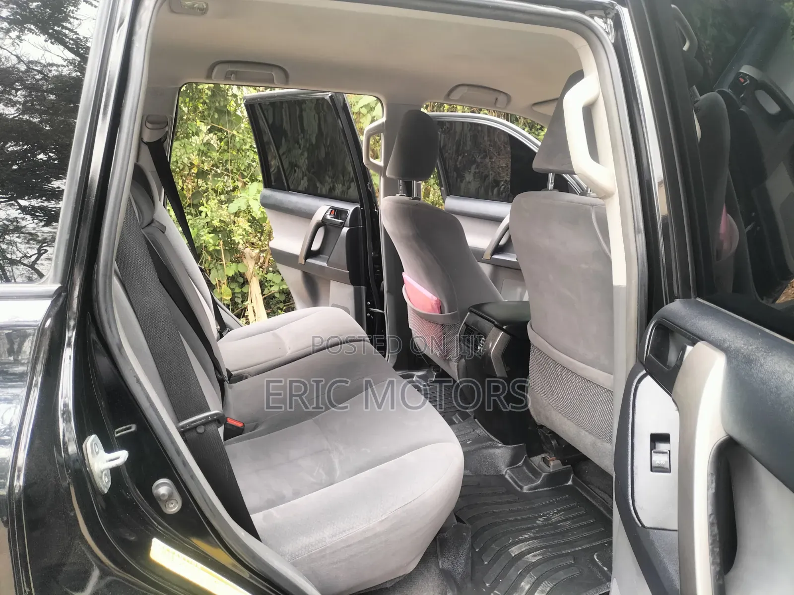 Toyota Land Cruiser Prado 2011 Black