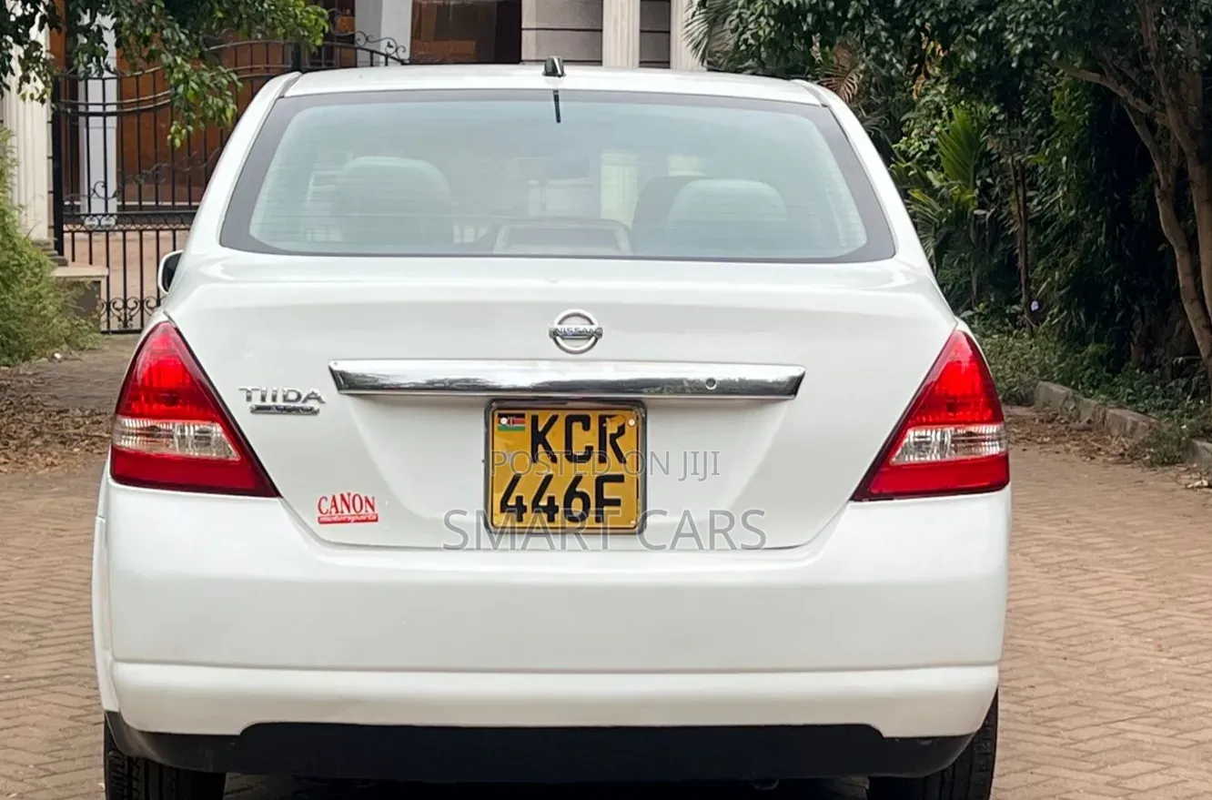 Nissan X-Trail 2011 White