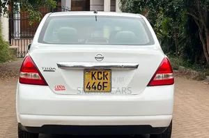 Nissan X-Trail 2011 White