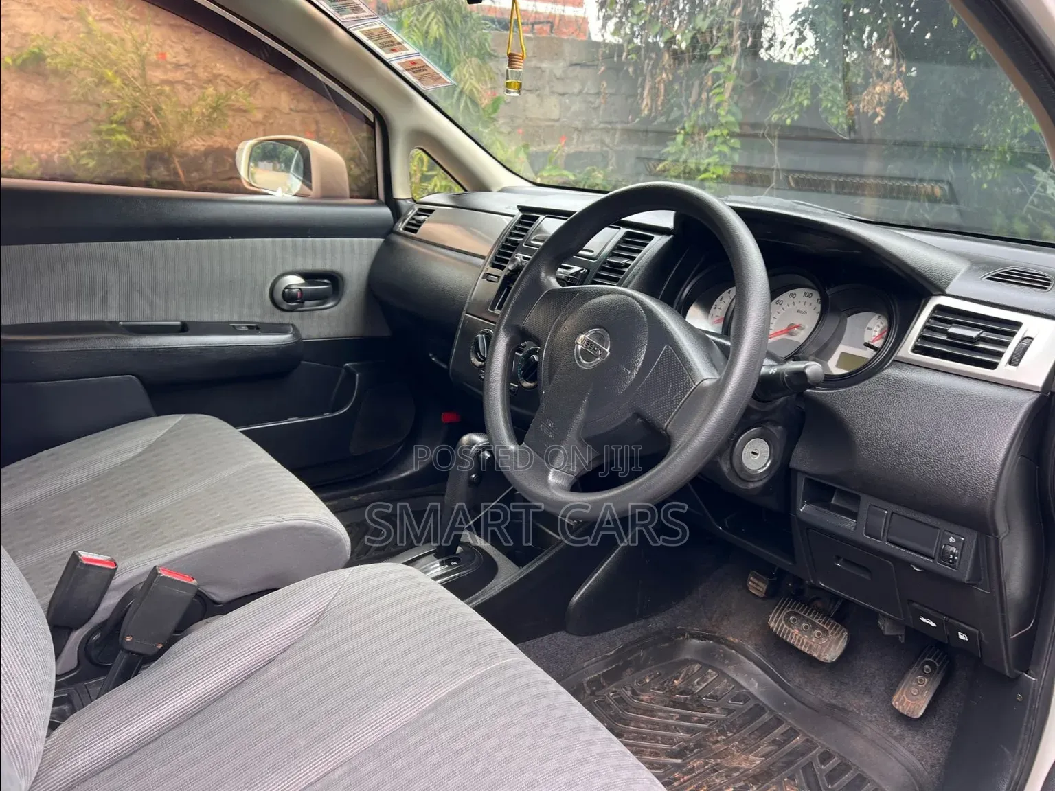 Nissan X-Trail 2011 White