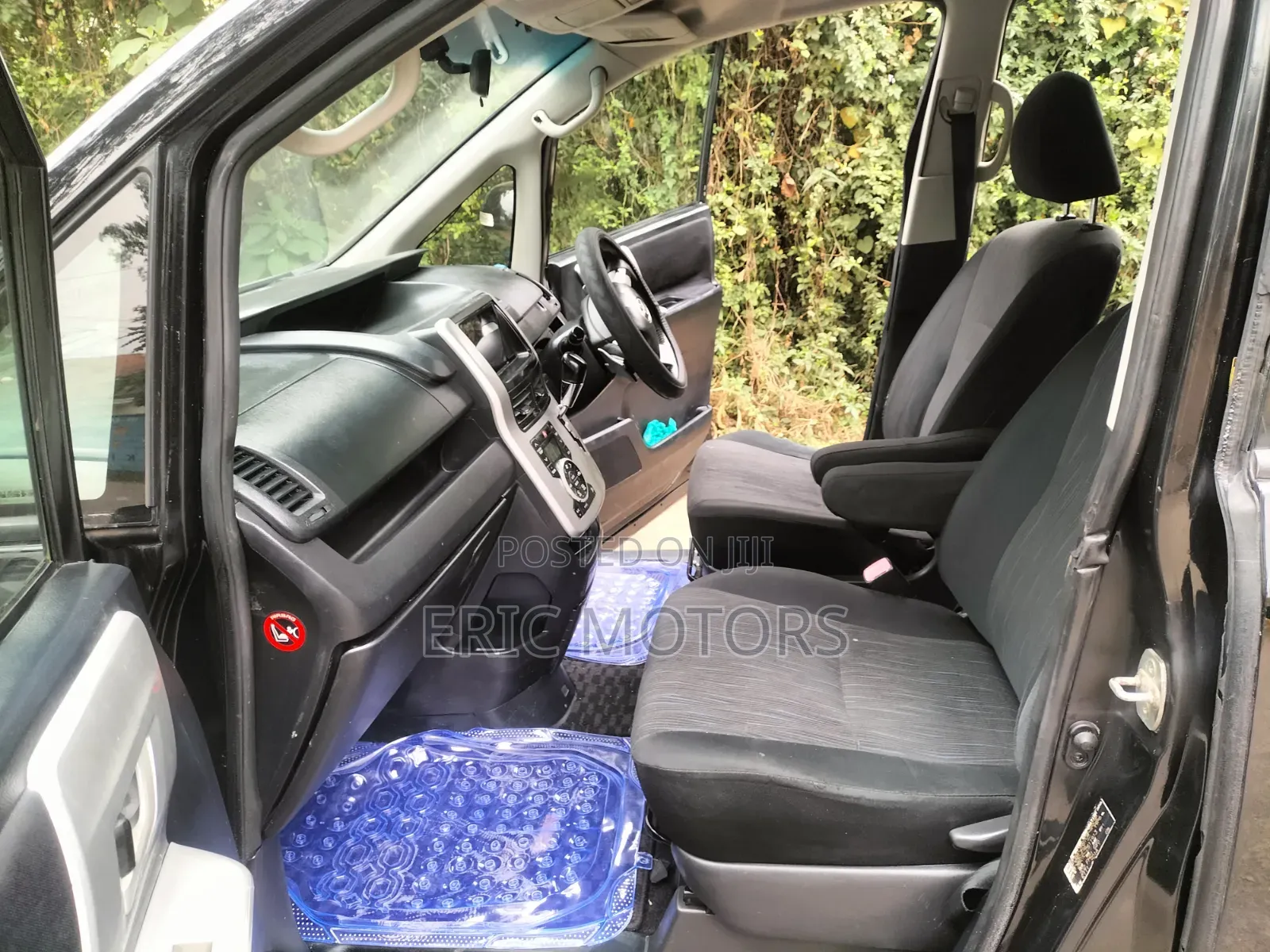 Toyota Voxy 2012 Black