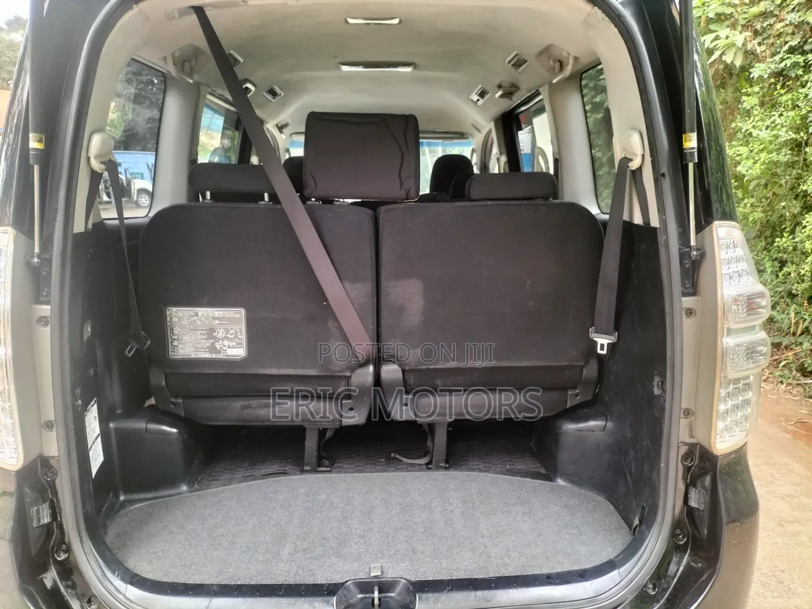 Toyota Voxy 2012 Black