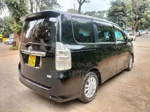 Toyota Voxy 2012 Black
