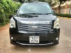 Toyota Voxy 2012 Black