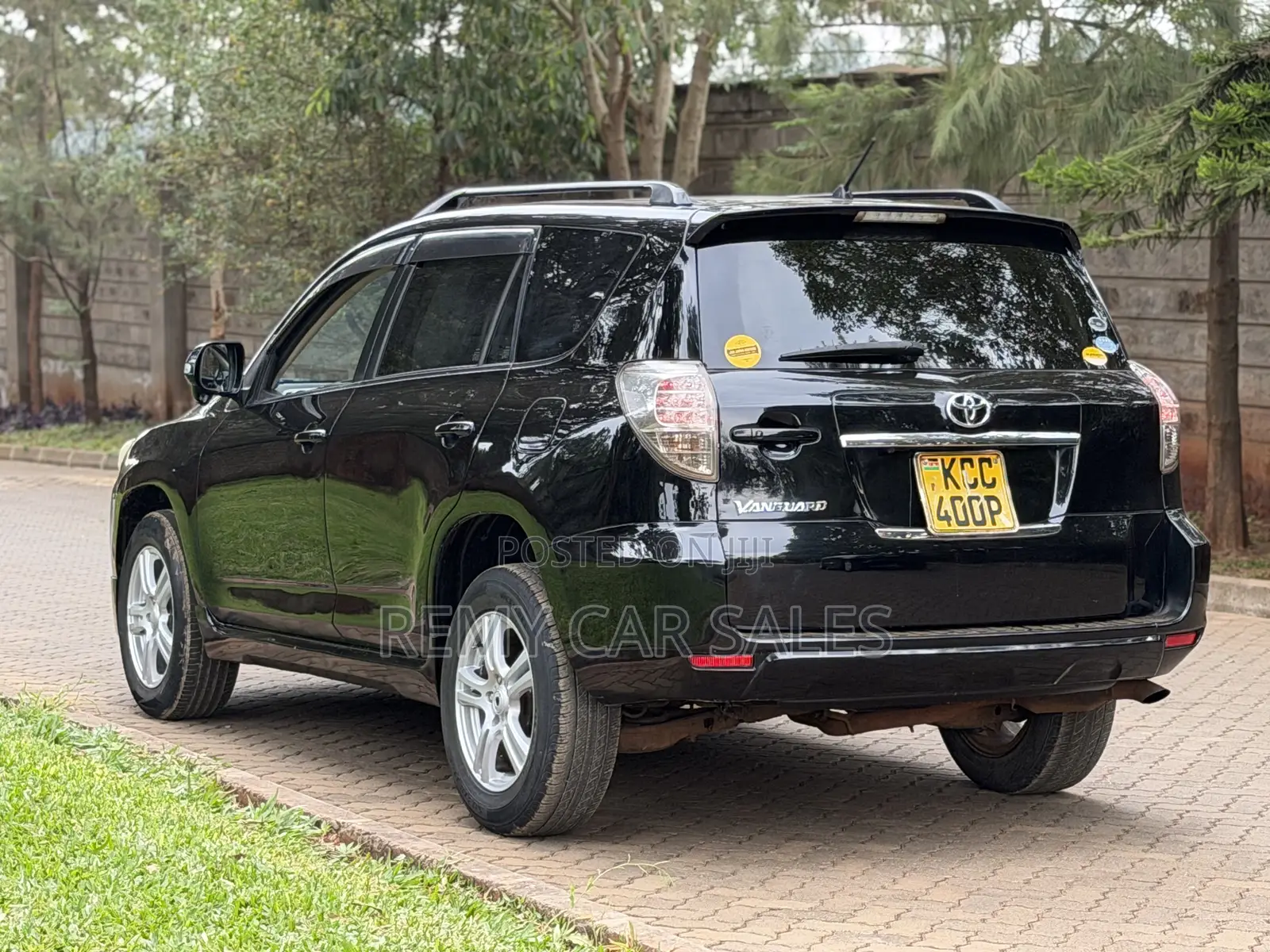 Toyota Vanguard 2008 Black