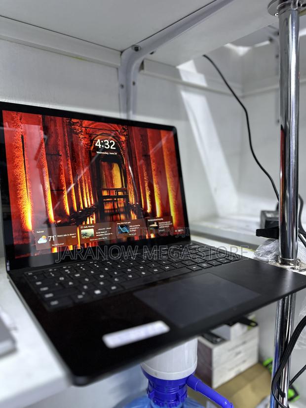 Laptop Microsoft Surface Pro 32GB Intel Core i7 SSD 1T - thumbnail 2