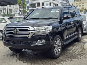 Toyota Land Cruiser 2022 Black