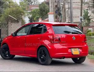 Volkswagen Polo 2012 Red