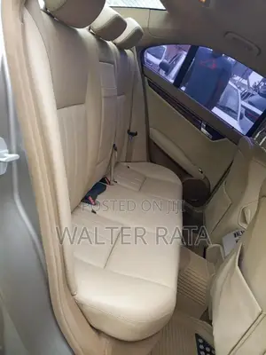 Mercedes-Benz C200 2007 Brown