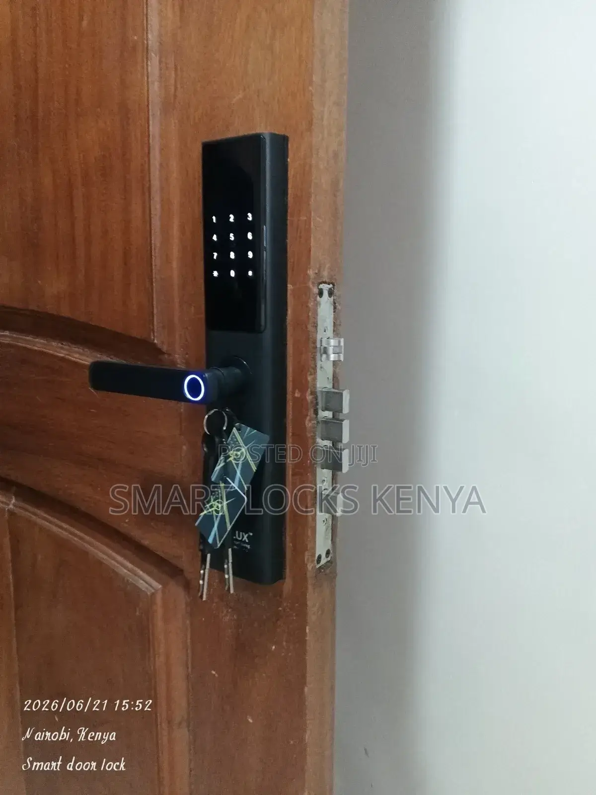 Tuya Wifi Electronic Smart Lock With Doorbell Fingerprint Card Keys