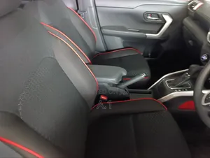 Daihatsu Rocky 2019 Blue