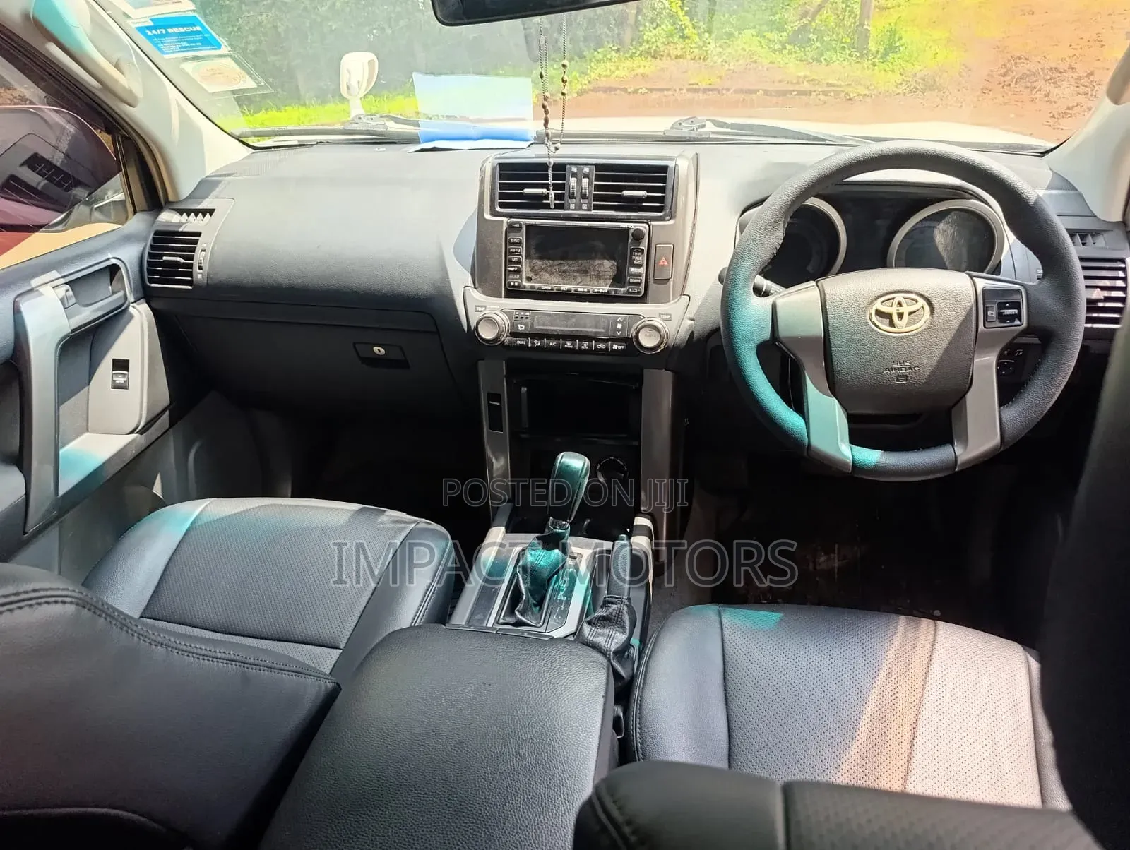 Toyota Land Cruiser Prado 2012 White