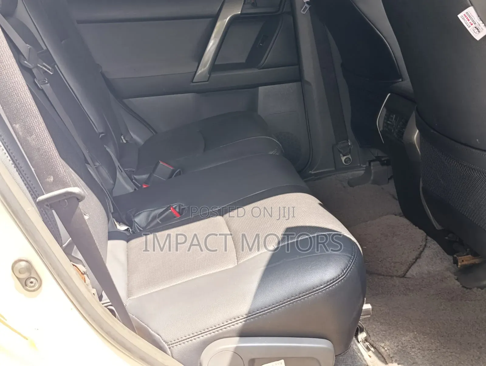 Toyota Land Cruiser Prado 2012 White