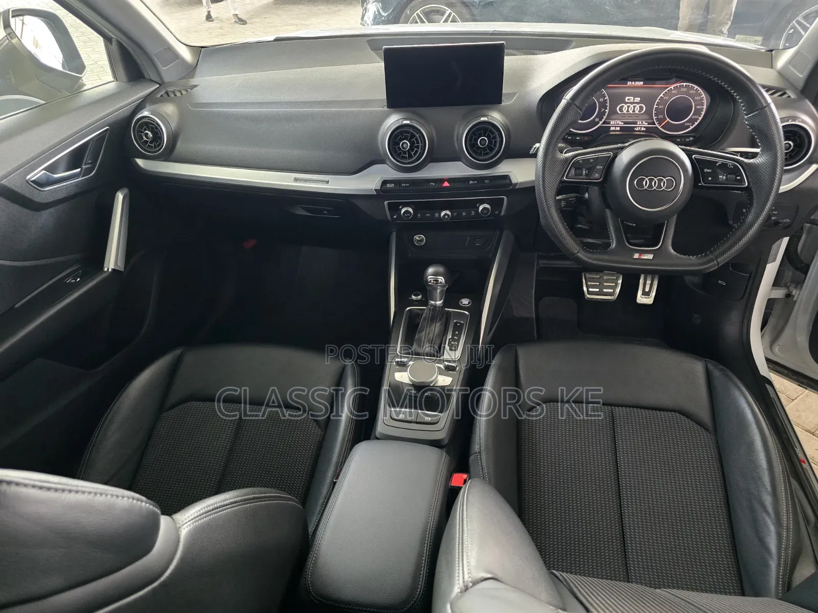 Audi Q2 2019 White